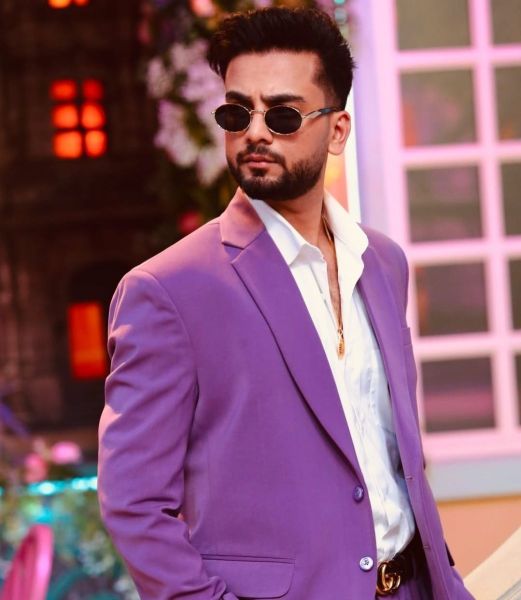 File:Elvish Yadav.jpg